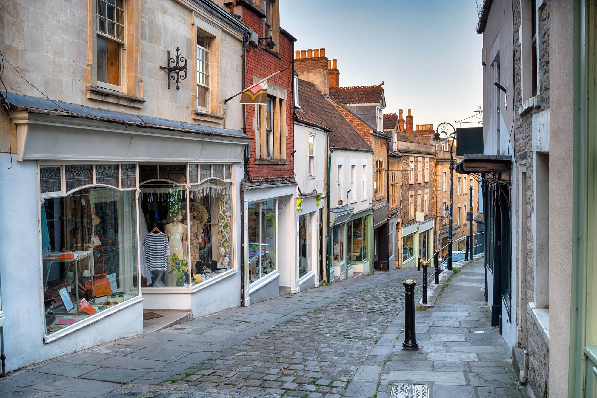 Frome - Electrician, plumber in Westbury, Trowbridge, Frome. Warminster